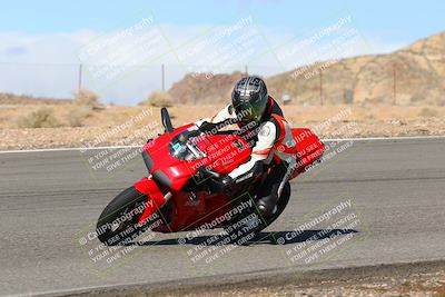 media/Feb-05-2023-Classic Track Day (Sun) [[c35aca4a42]]/Group 2/session 3 turn 13/